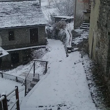 Nel Cuore Del Castello Apartment Trontano